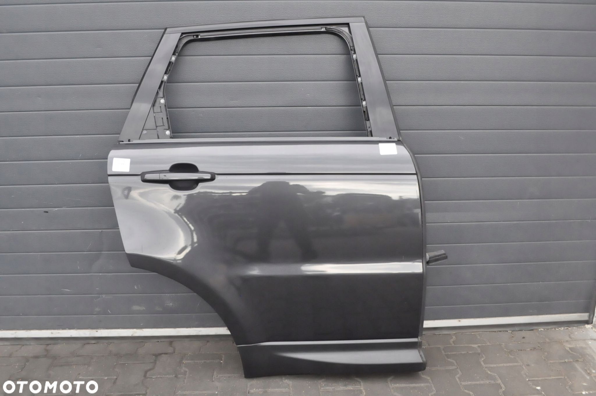 LAND ROVER RANGE ROVER SPORT L494 2016 DRZWI PRAWY TYŁ TYLNE - 1