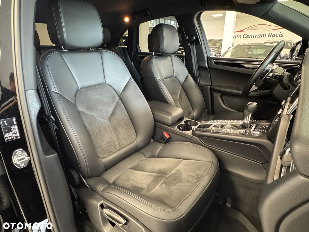 Porsche Macan S - 12
