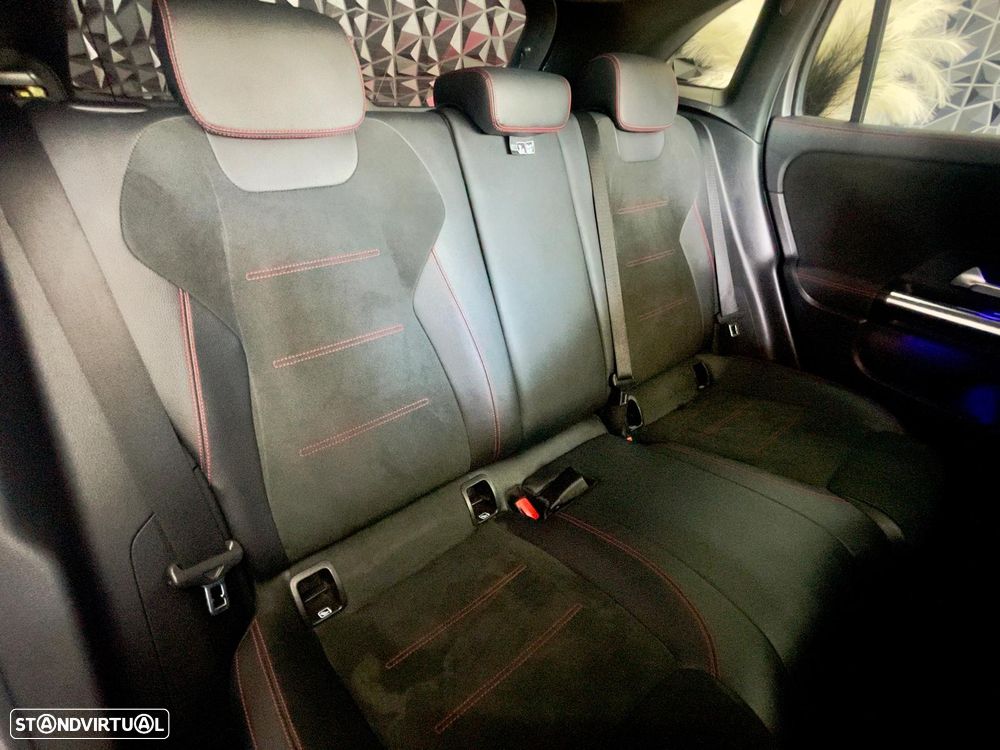 Mercedes-Benz GLA 180 d AMG Line - 51