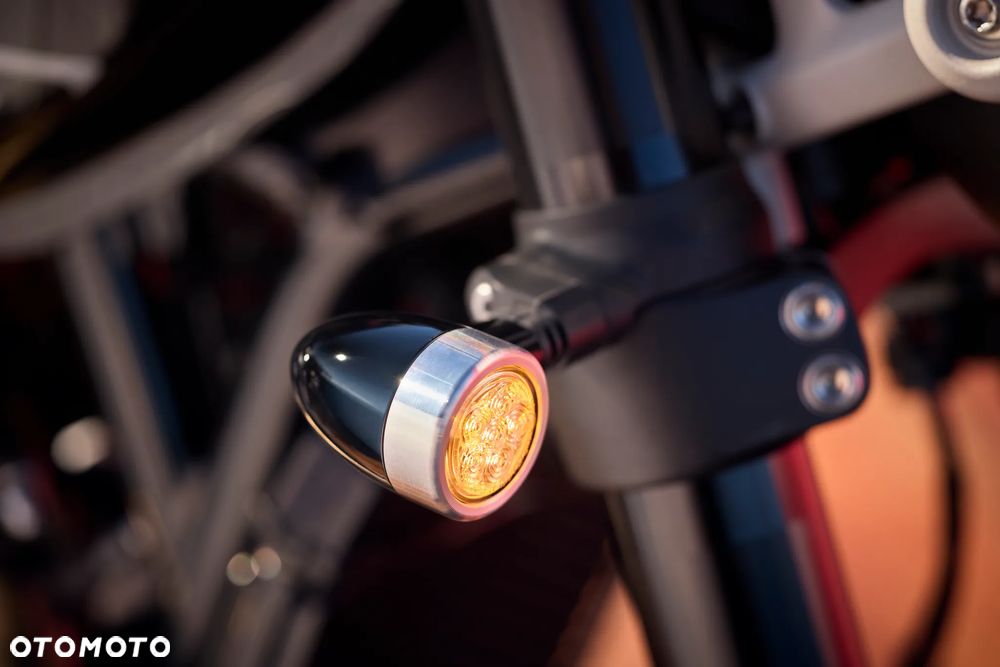 Triumph Speed Twin - 3