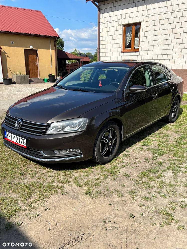 Volkswagen Passat 2.0 TDI Comfortline DSG - 4
