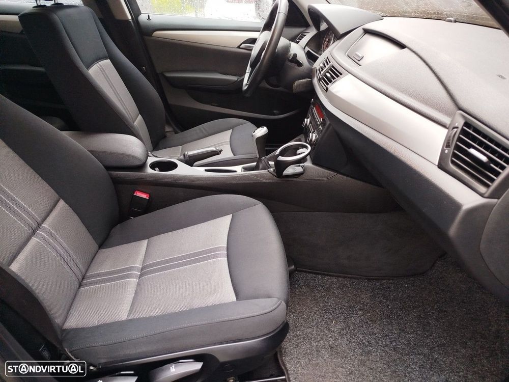 BMW X1 18 d xDrive xLine - 23