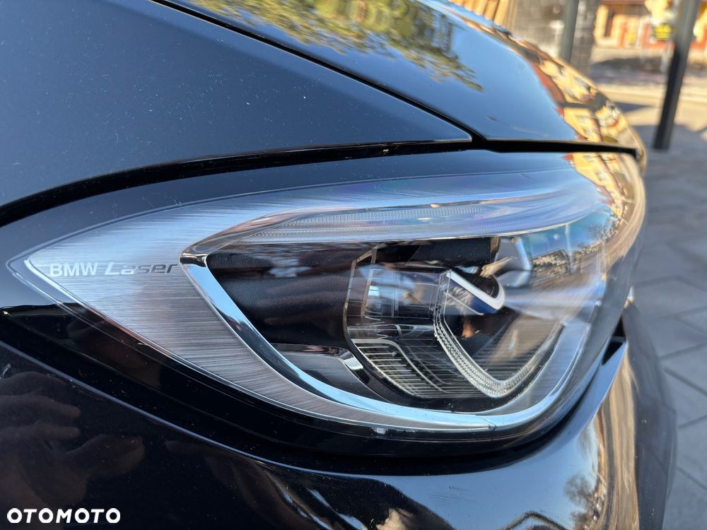 BMW Seria 3 330e xDrive M Sport - 26