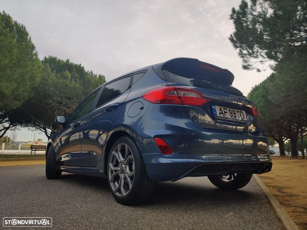 Ford Fiesta 1.0 EcoBoost MHEV ST-Line X - 12