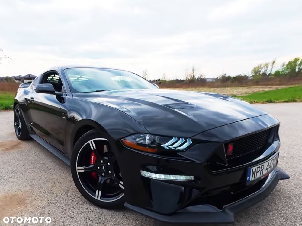 Ford Mustang - 2