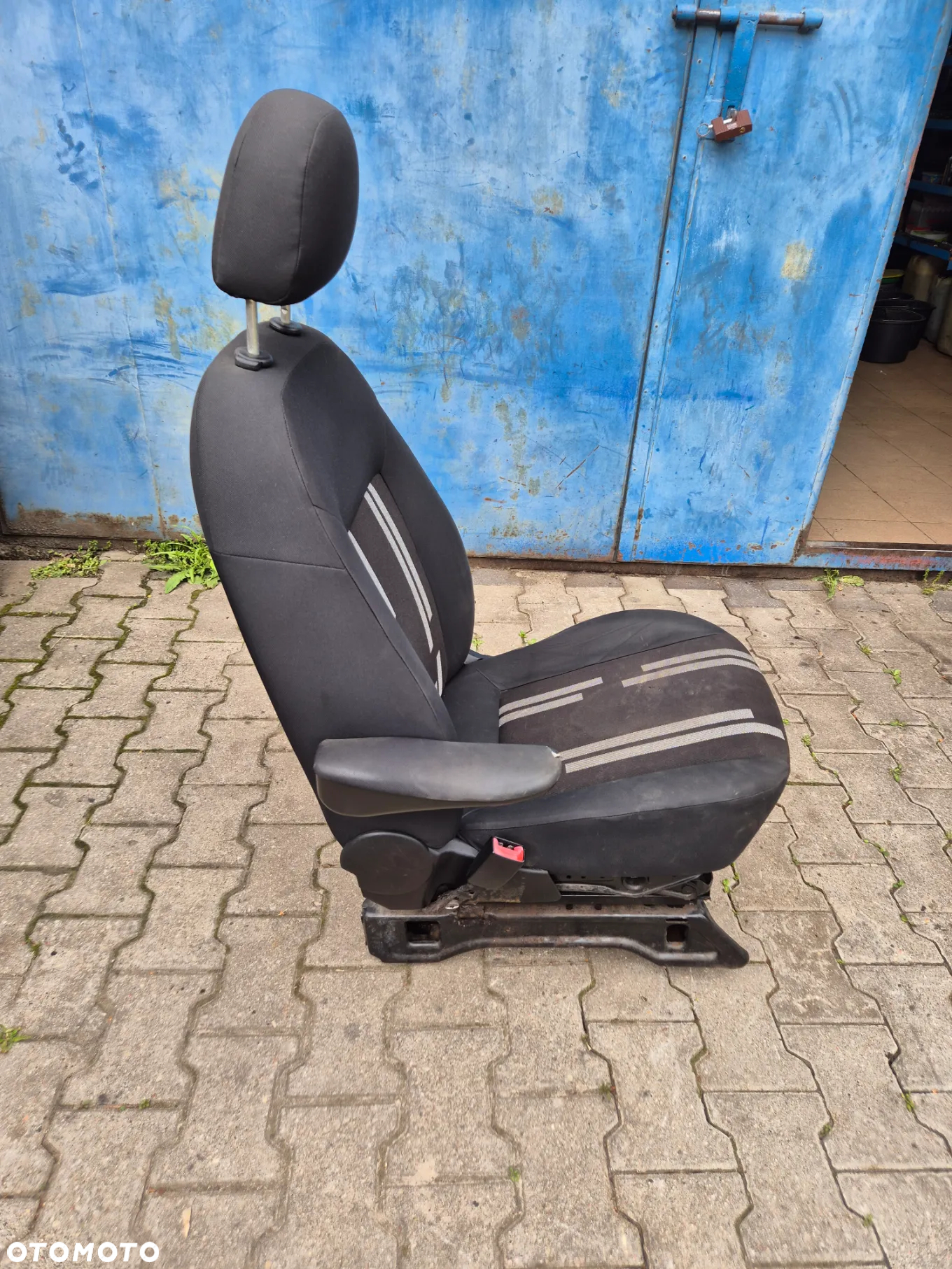 FOTEL KIEROWCY LEWY FIORINO IV NEMO BIPPER 08r.+ - 6