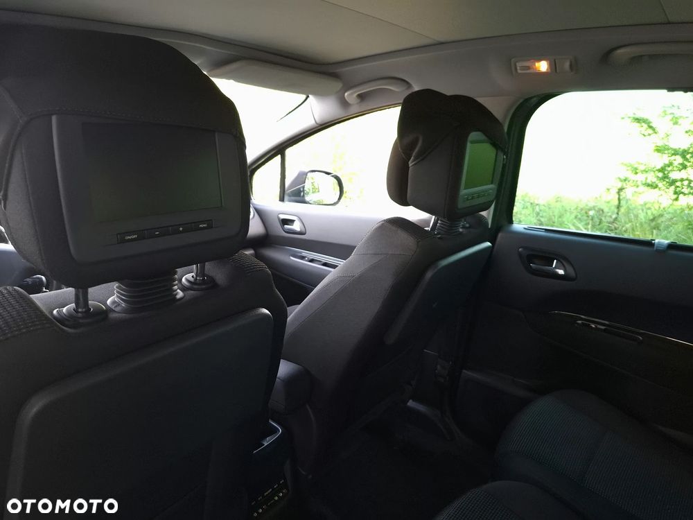 Peugeot 5008 1.6 HDi Premium - 16