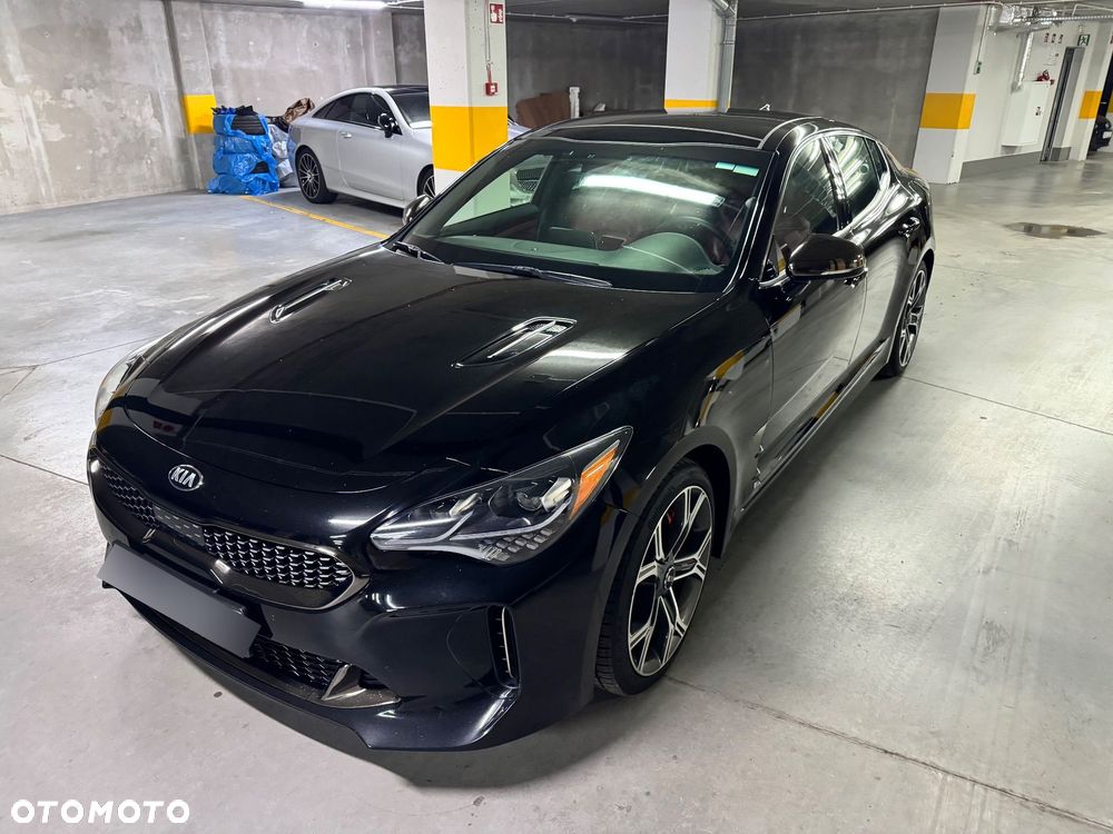 Kia Stinger - 20