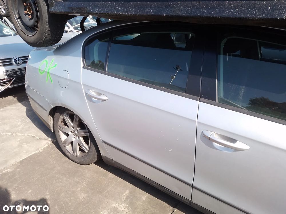 VW PASSAT B6 05-09r - RADIO - 4