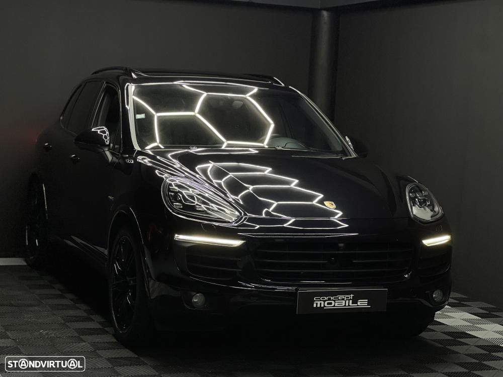 Porsche Cayenne S E-Hybrid - 5