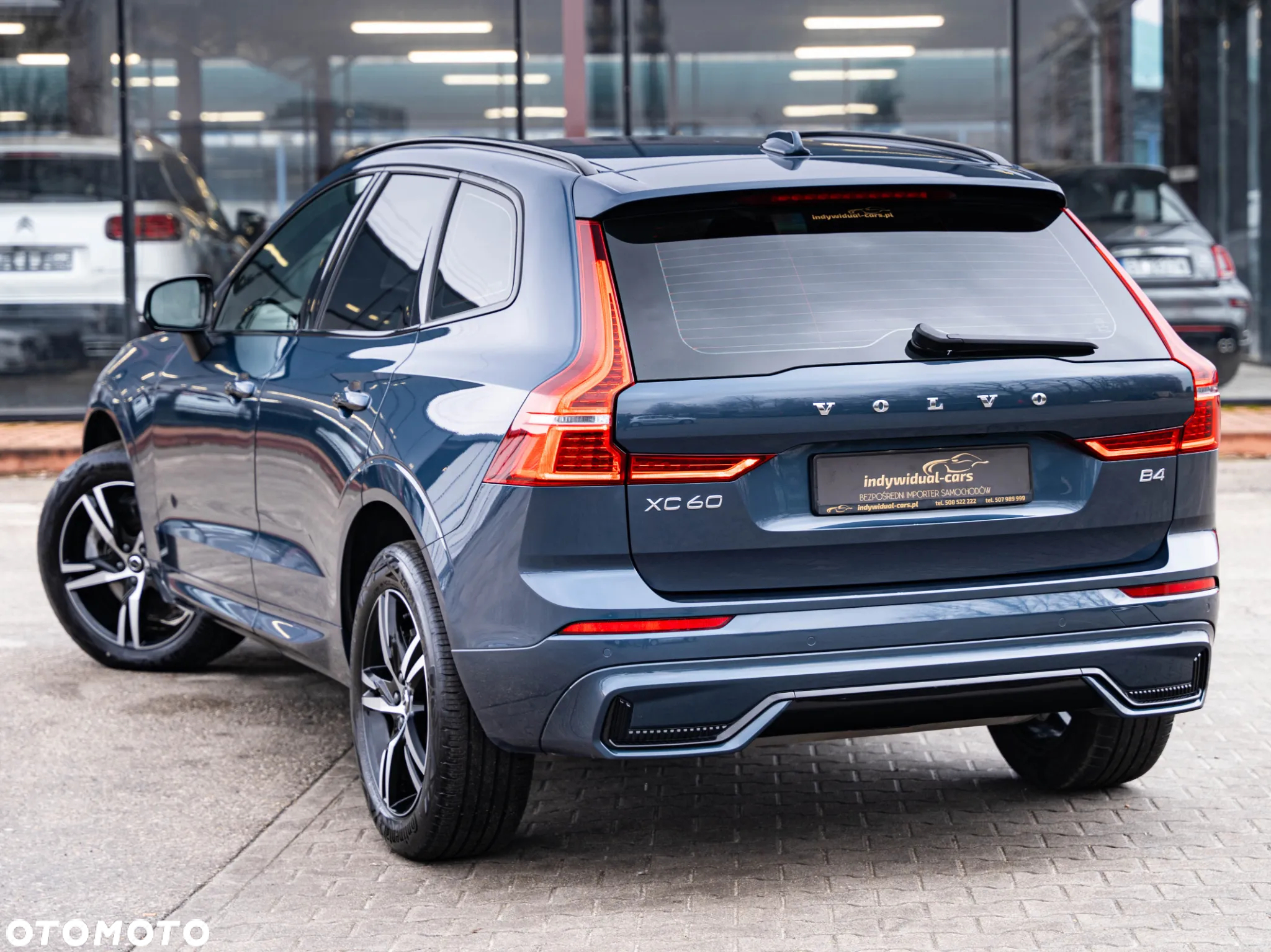 Volvo XC 60 B4 B Plus Dark - 5