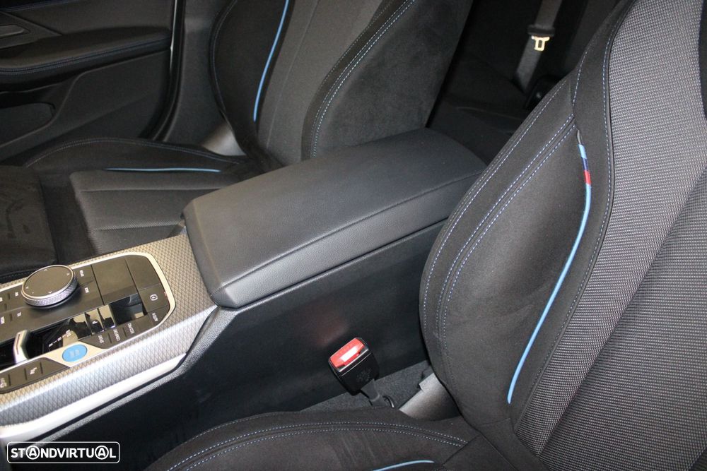 BMW i4 eDrive40 Pack Desportivo M - 45