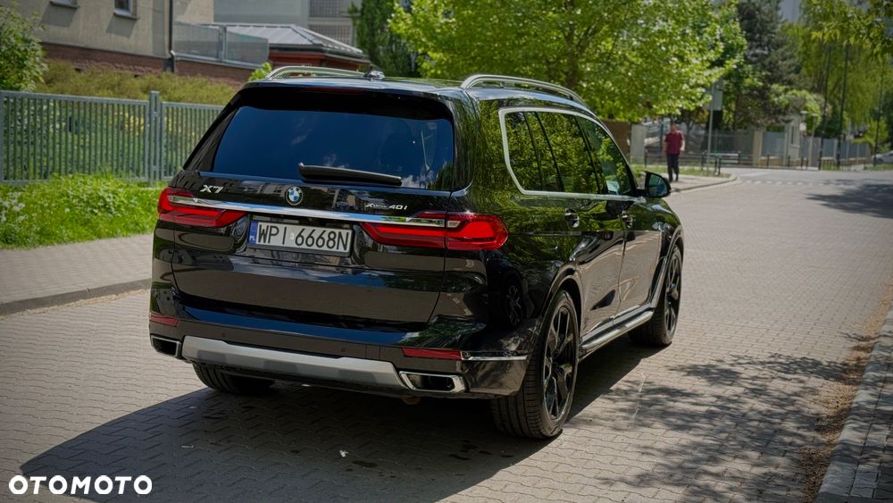 BMW X7 xDrive40i - 14