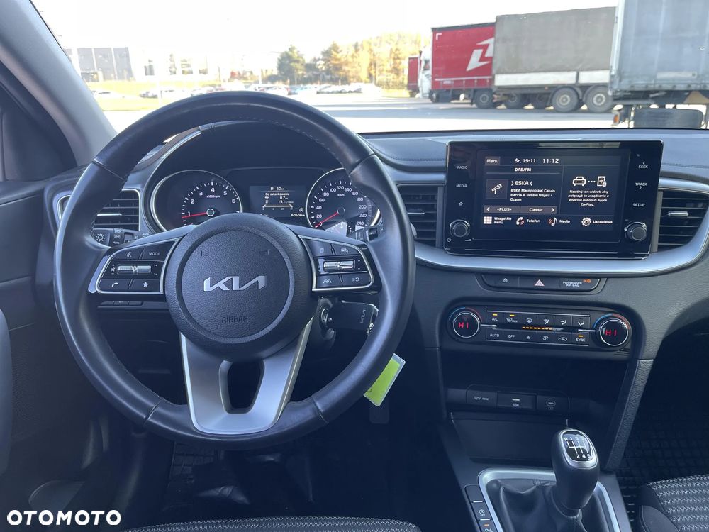 Kia XCeed 1.5 T-GDI M - 14