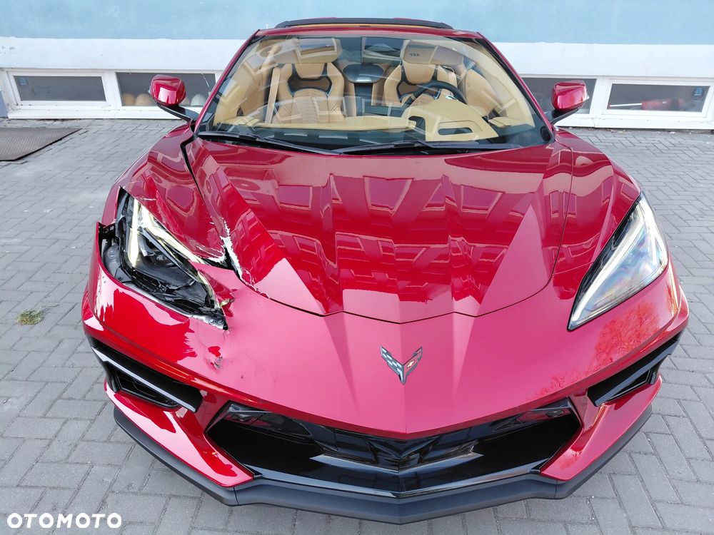 Chevrolet Corvette - 22