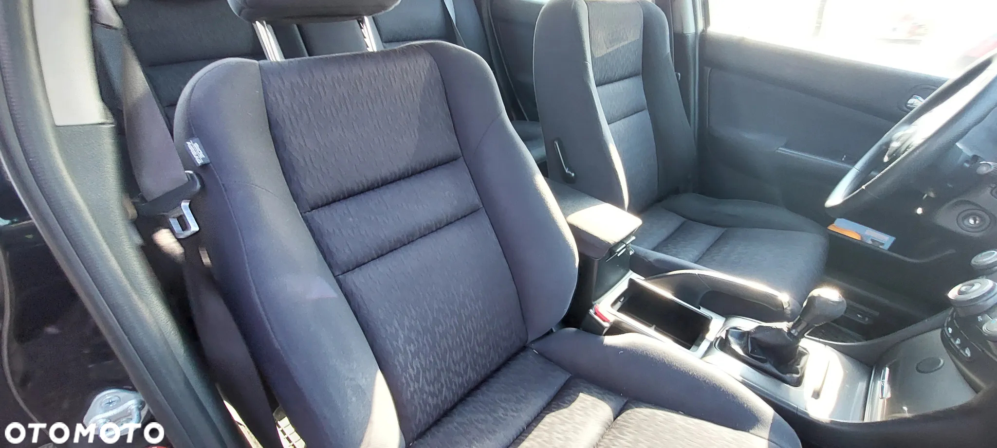 Honda Accord 2.0 Comfort - 14
