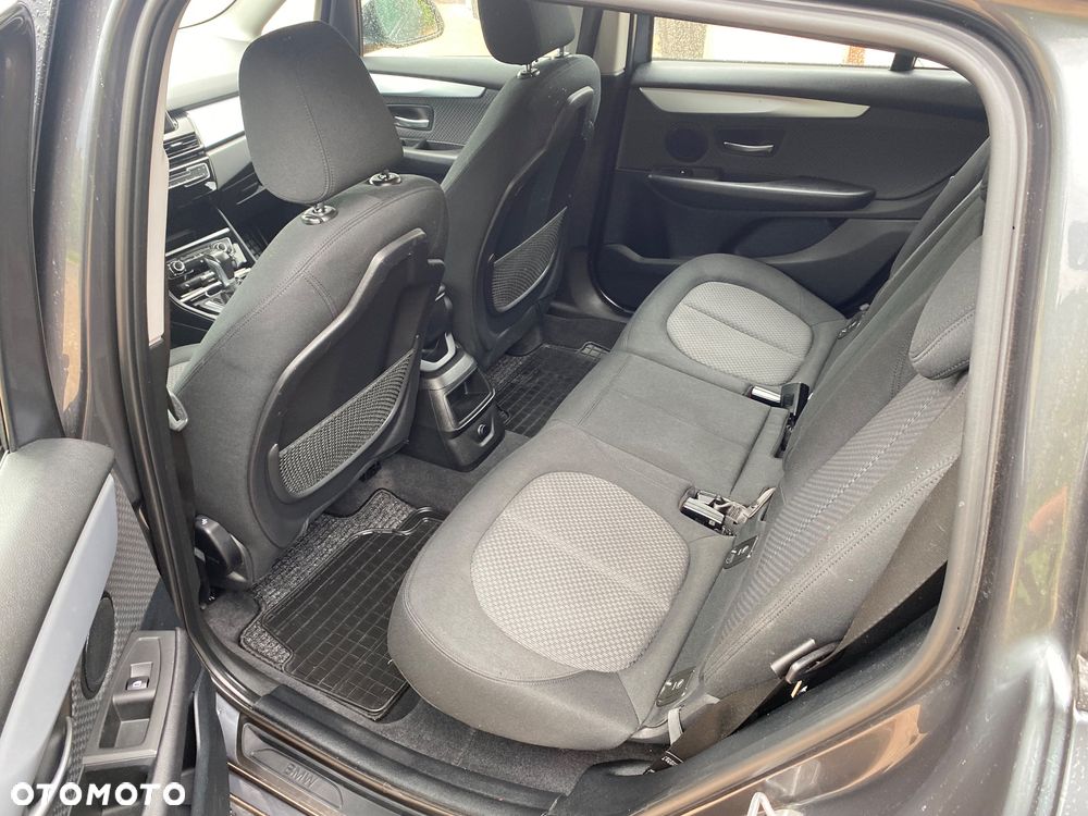 BMW Seria 2 216d Advantage - 10