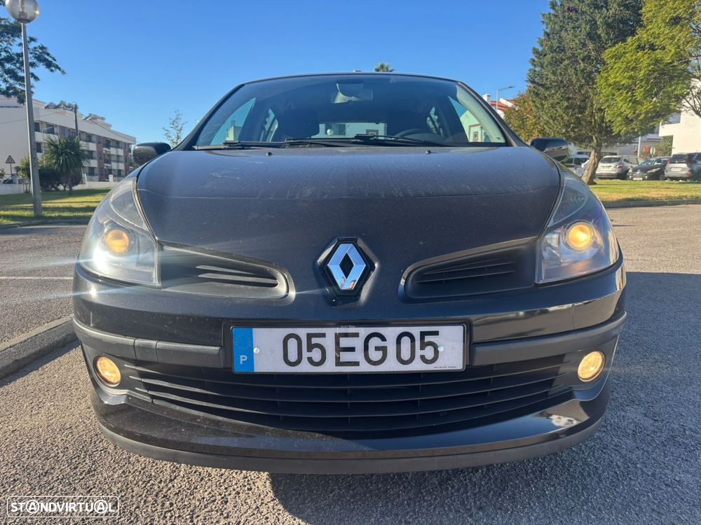 Renault Clio 2007 photo 3
