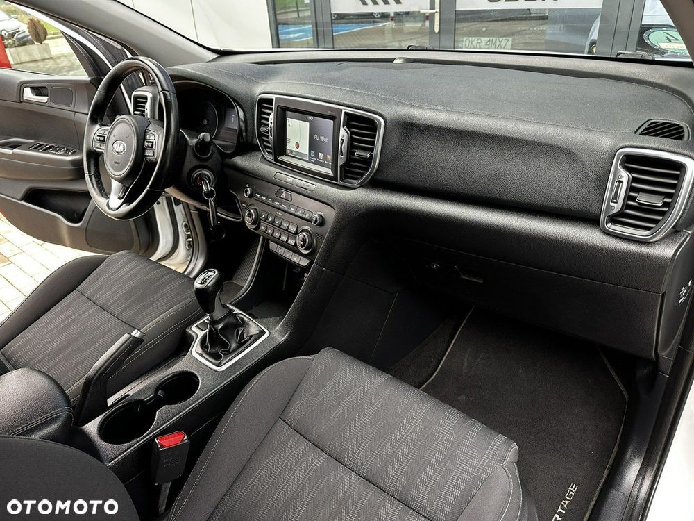 Kia Sportage 1.6 GDI L 2WD - 17