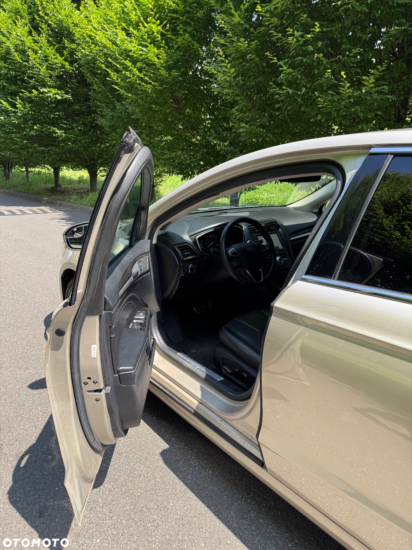 Ford Fusion 2.0 EcoBoost Titanium - 12