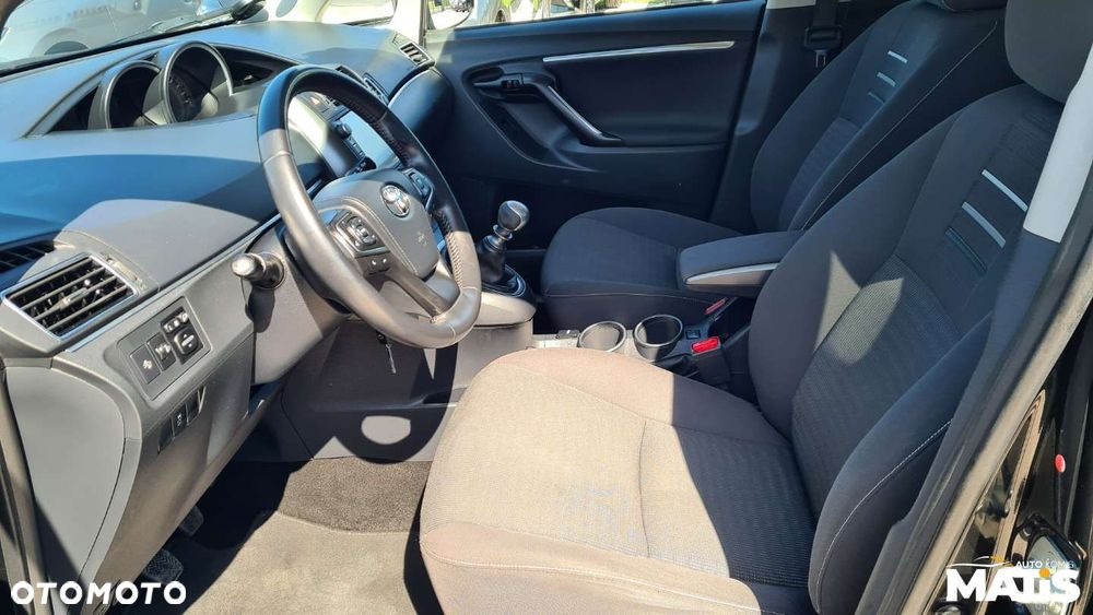 Toyota Verso - 8