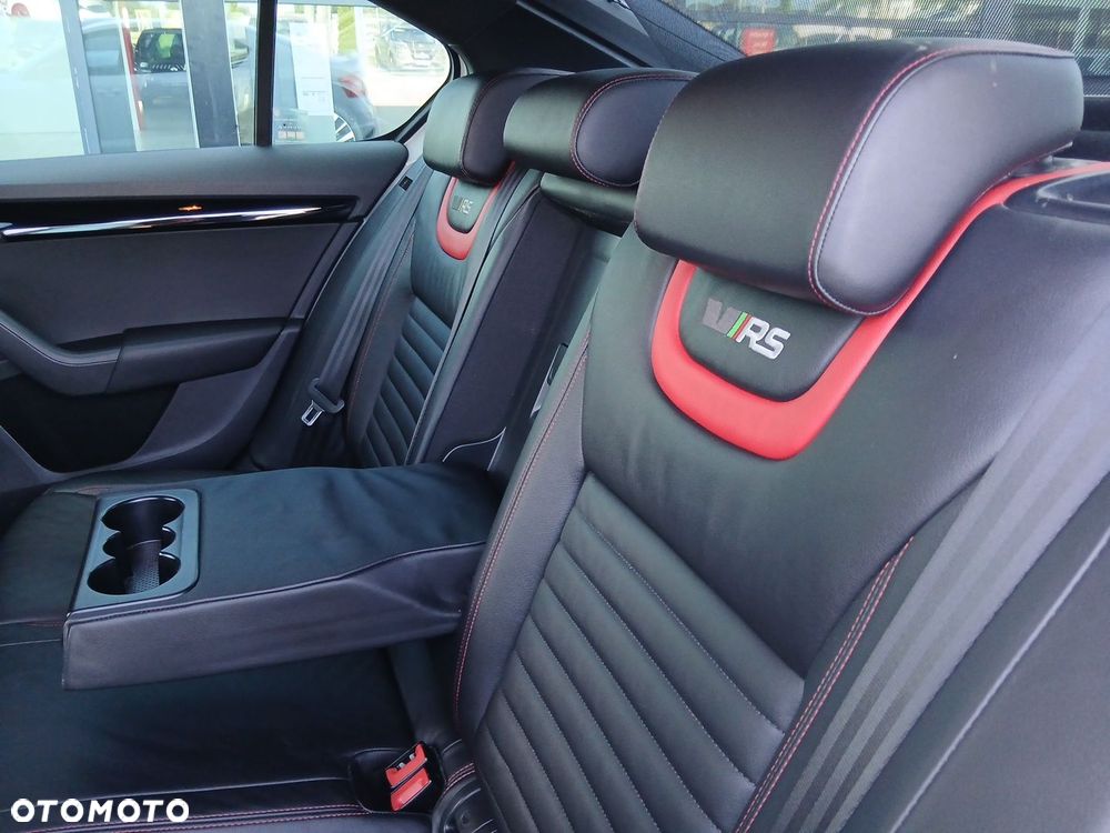 Skoda Octavia 2.0 TSI DSG RS 230 - 20