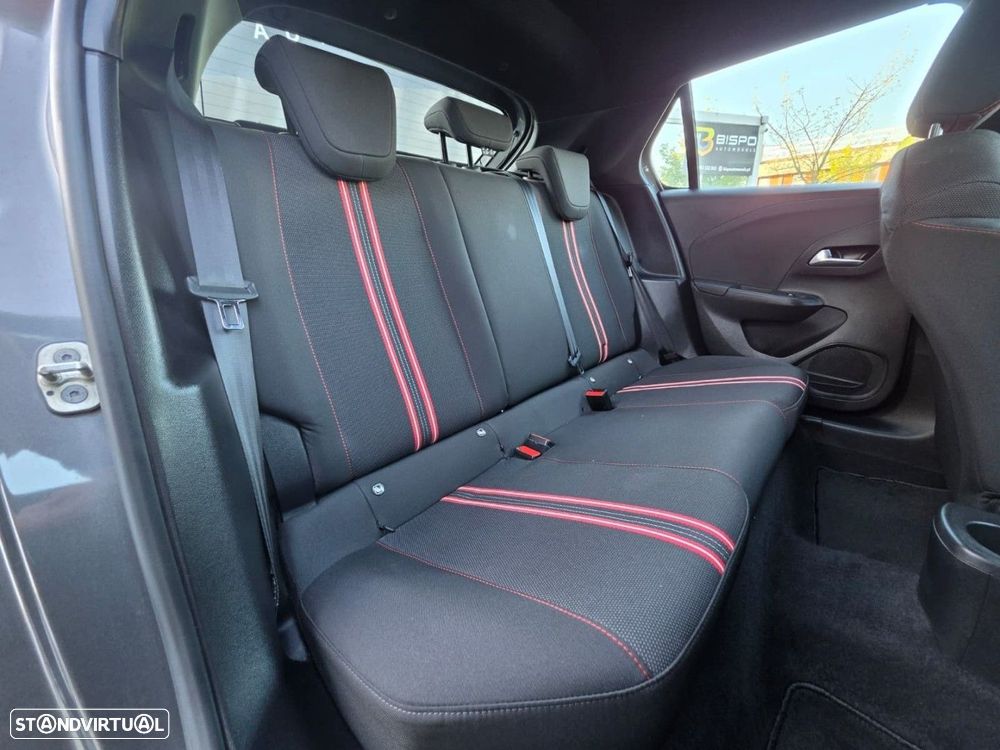 Opel Corsa 1.2 T GS - 17