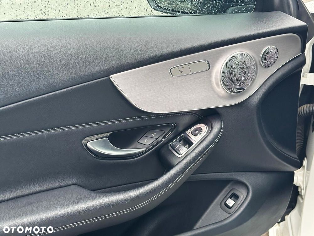 Mercedes-Benz Klasa C 220 d 4MATIC 9G-TRONIC - 18