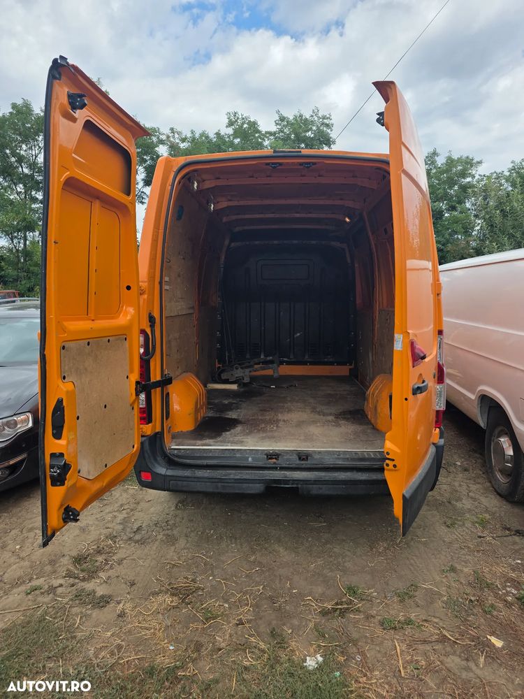 Renault Master - 18