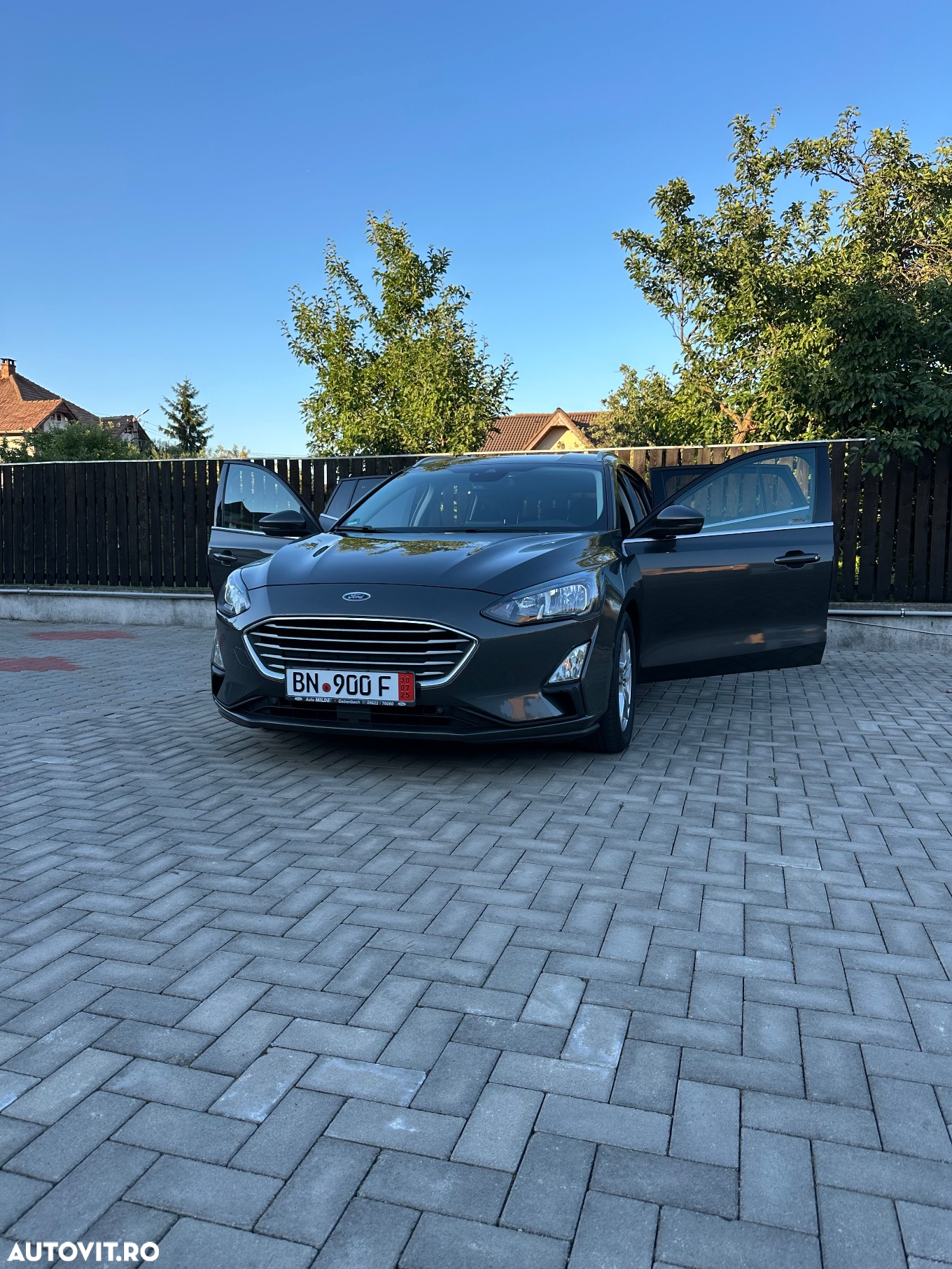 Ford Focus 2.0 EcoBlue Start-Stopp-System TITANIUM - 20