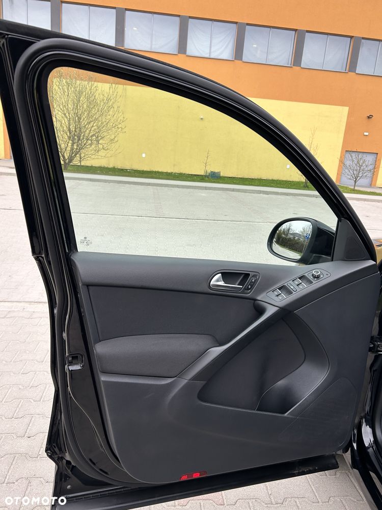 Volkswagen Tiguan 2.0 TDI 4Mot Sport&Style DSG - 17