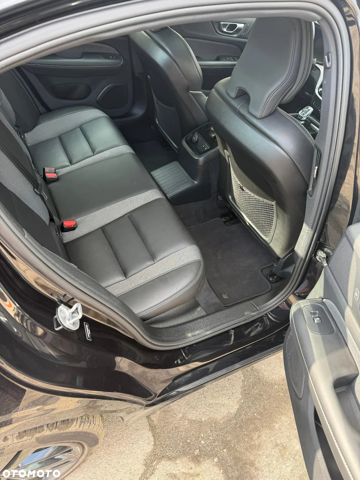 Volvo S60 T8 AWD Plug-In Hybrid Polestar Engineered - 17