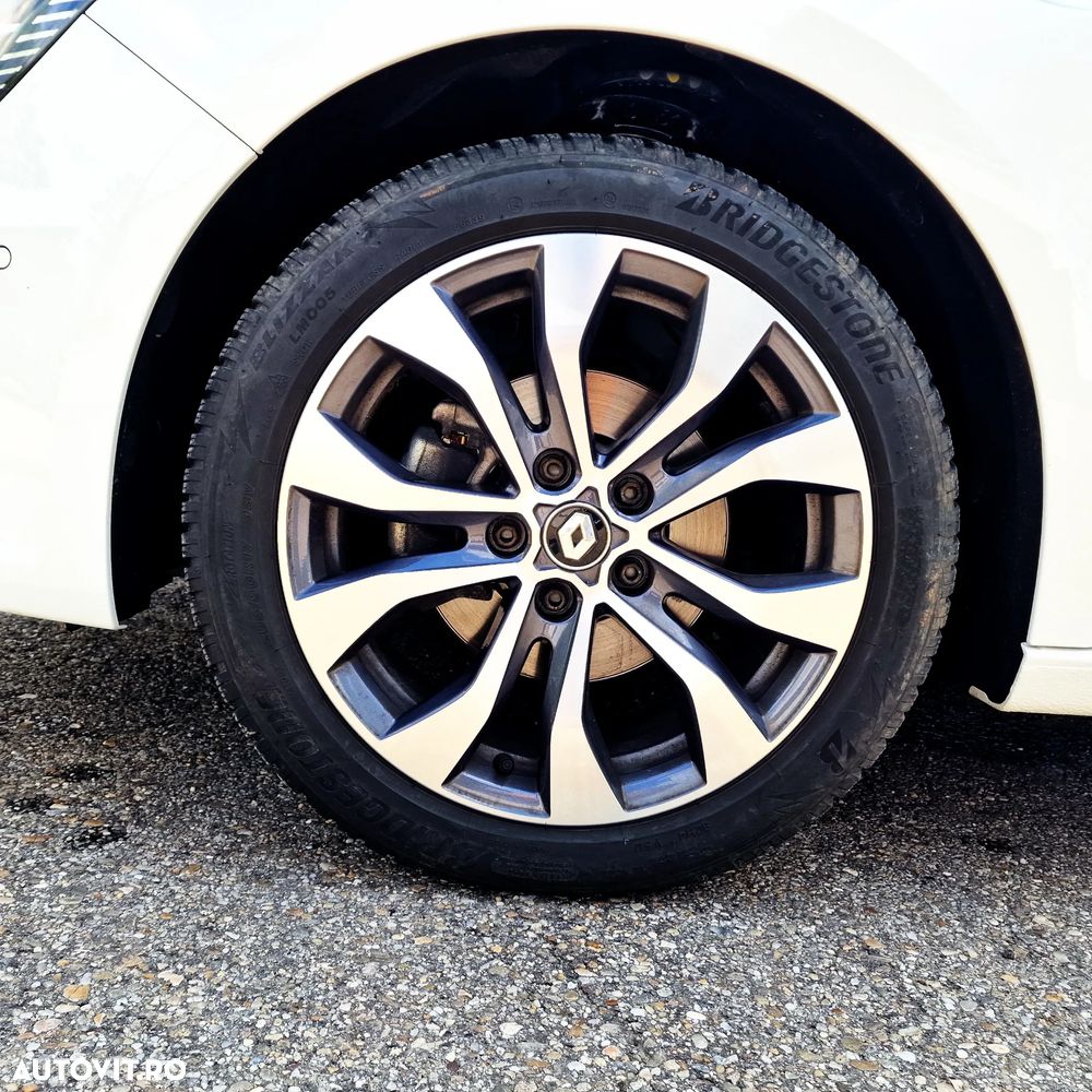 Renault Megane TCe EDC Intens - 4