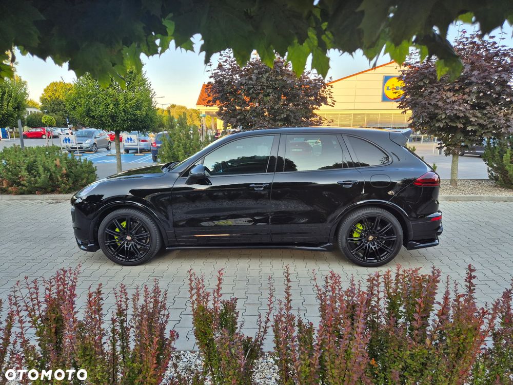 Porsche Cayenne S Tiptronic S - 32