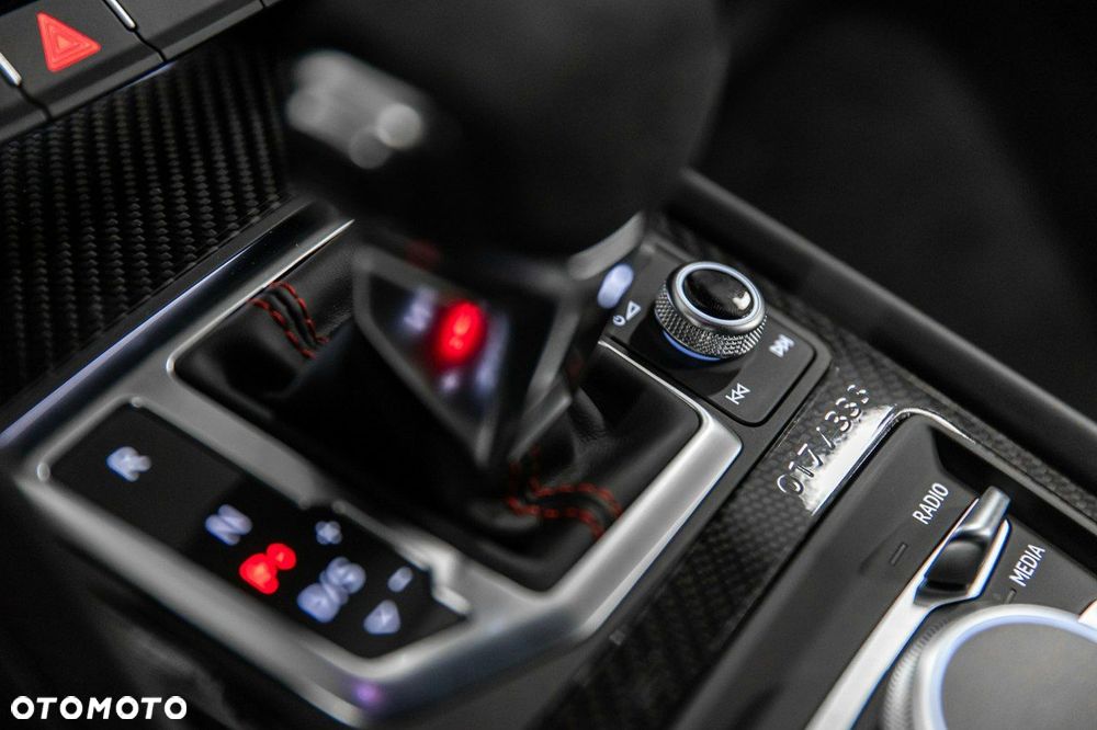 Audi R8 Coupé V10 RWD GT - 38