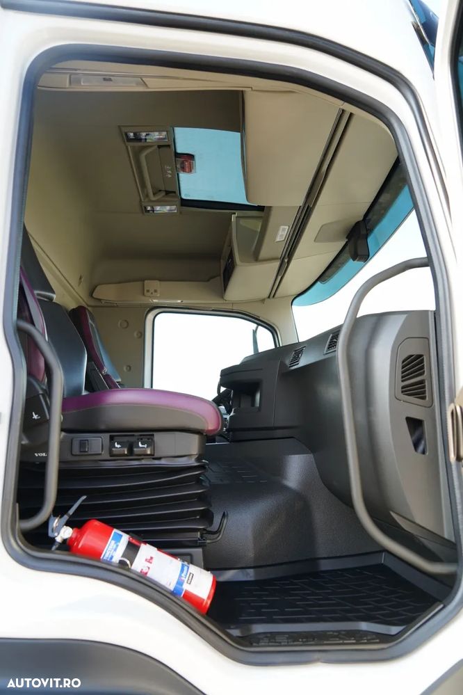 Volvo FMX 460 / 8x4 / BASCULATOR CU 2 LATE / HYDRODOX / BORDMATIC / HARDOX / ANVELOPE NOI / 2021 / MODEL NOU - 35