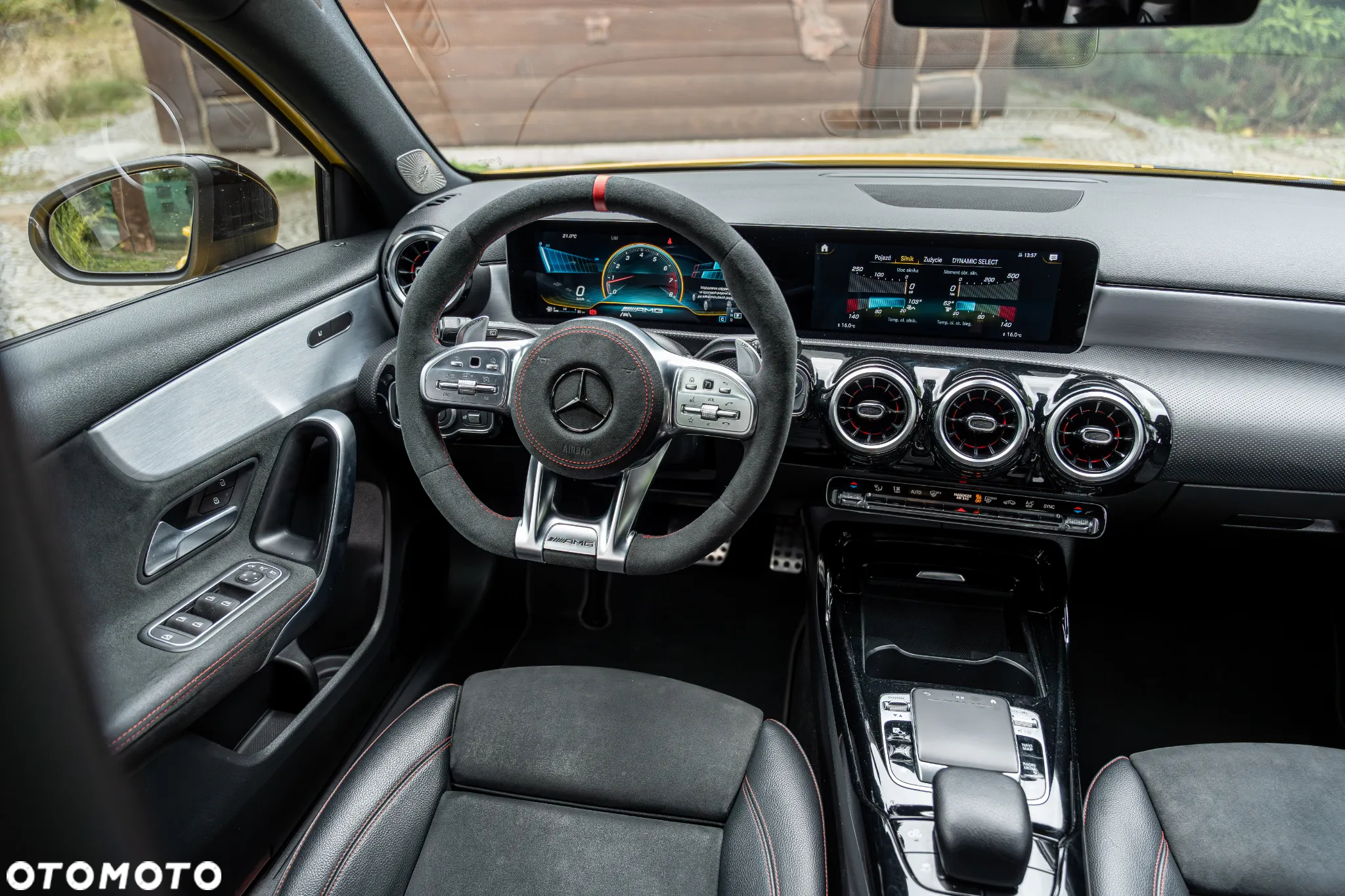 Mercedes-Benz Klasa A 35 AMG 4-Matic 7G-DCT - 28
