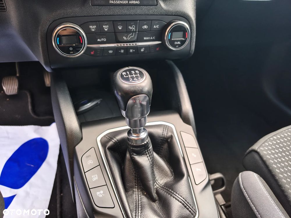 Ford Focus - 29