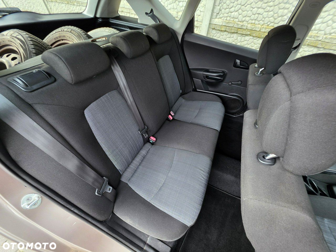 Kia Ceed - 23