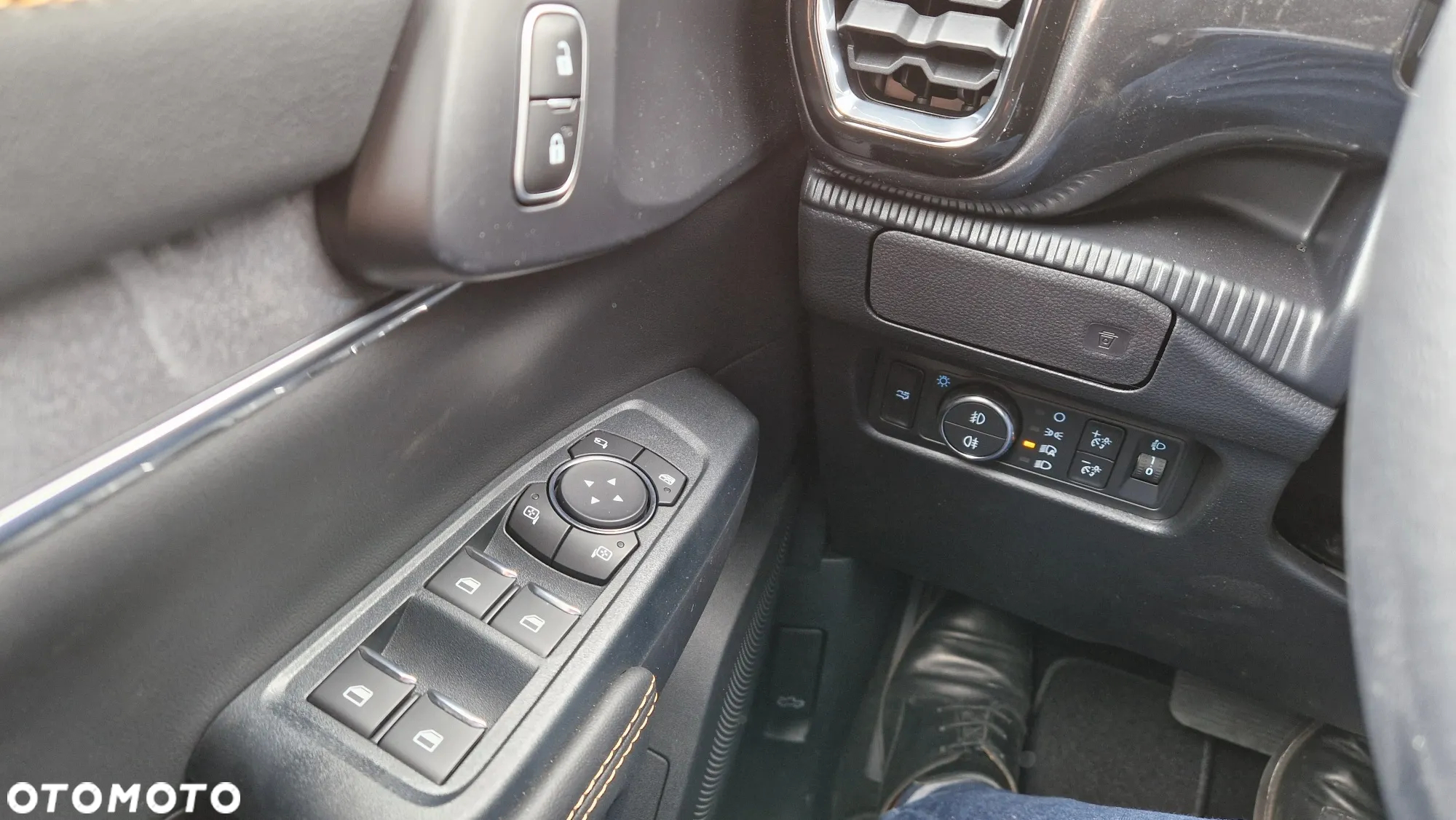 Ford Ranger D/cab - 20