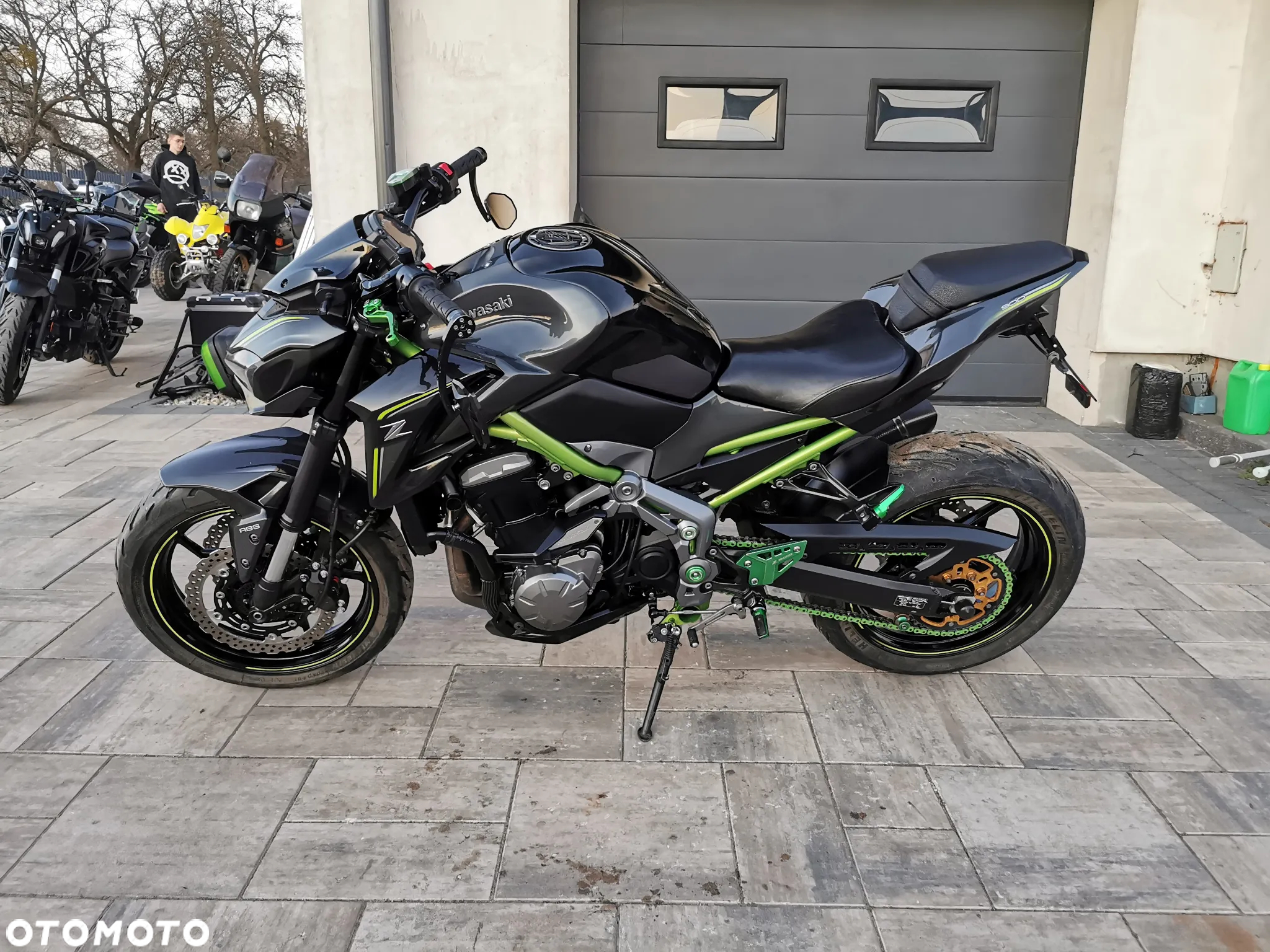Kawasaki Z 900 - 6