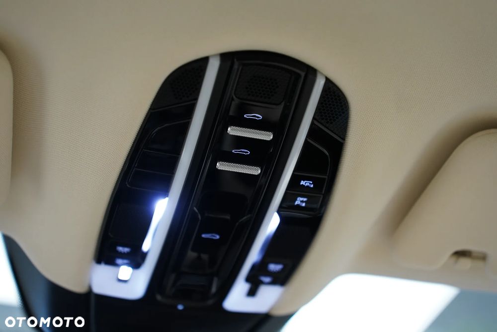Porsche Panamera 4S Diesel - 27