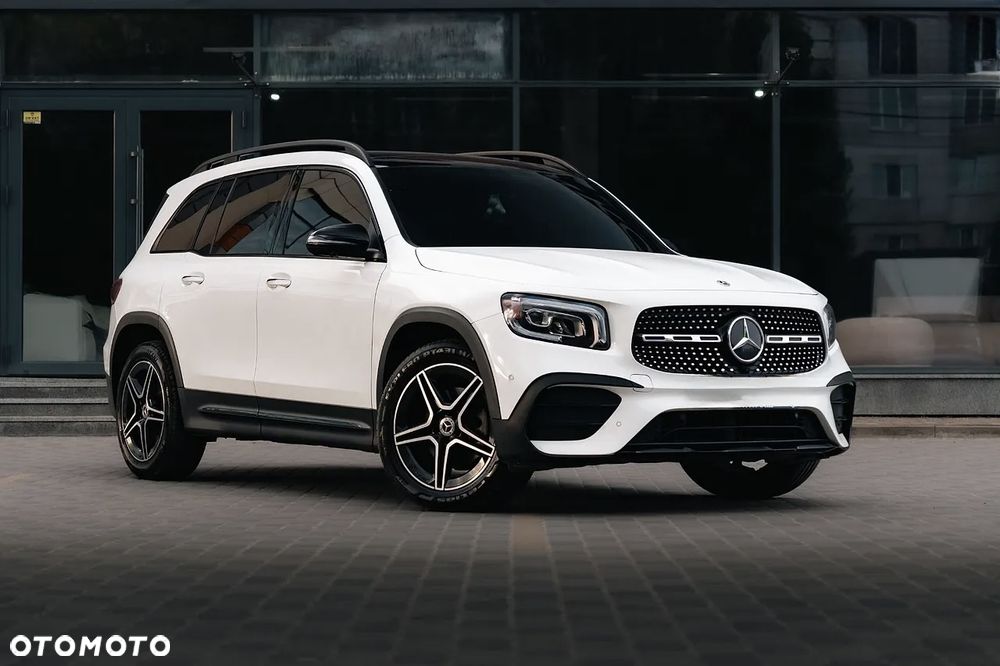 Mercedes-Benz GLB 250 4-Matic AMG Line 8G-DCT - 11