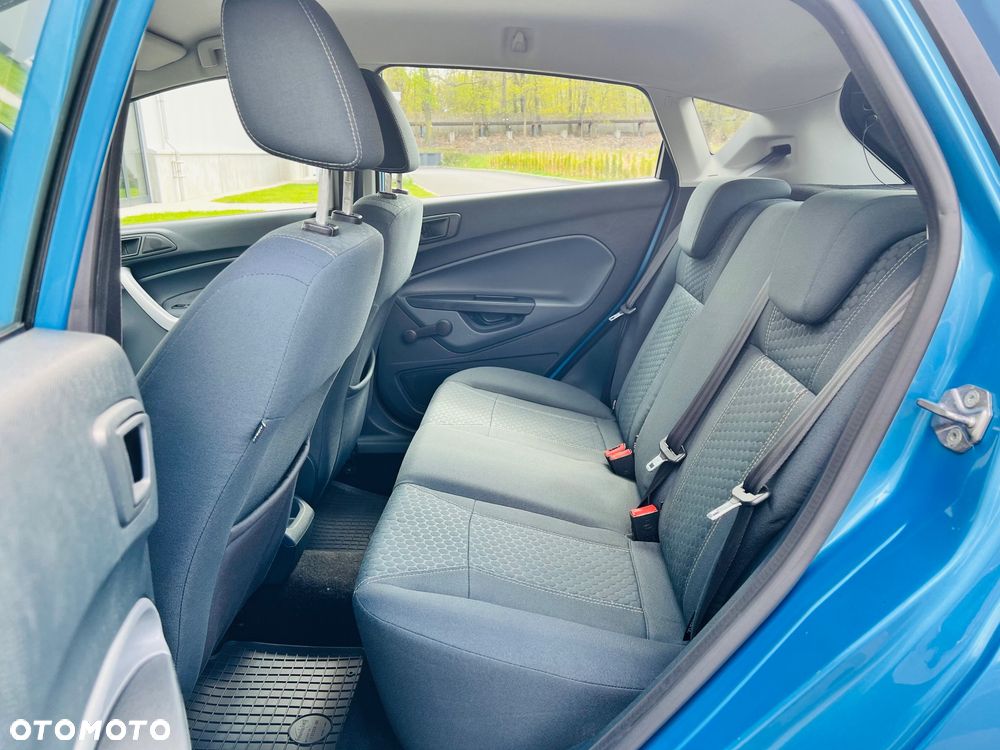 Ford Fiesta 1.25 Champions Edition - 26