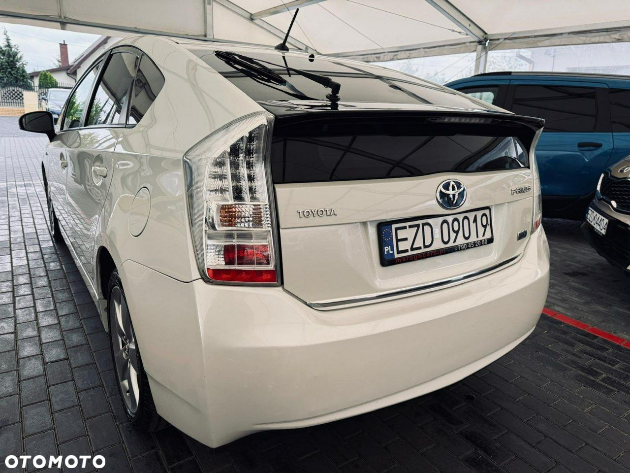 Toyota Prius - 16