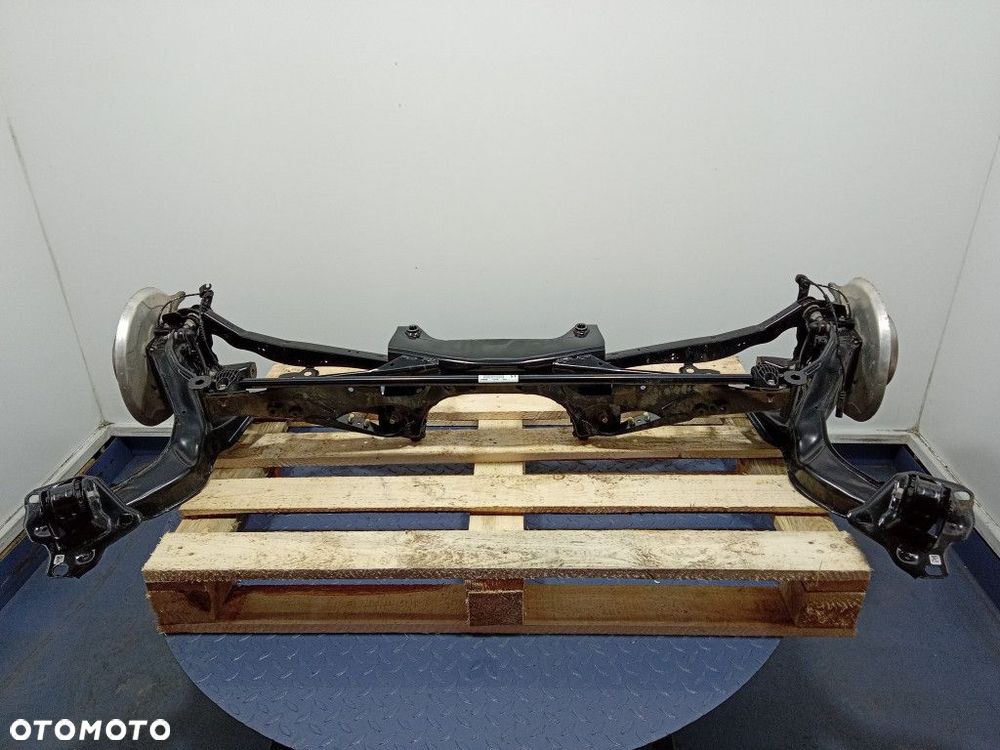 BMW 1 F40 F44 F45 BELKA SANKI WÓZEK ZAWIESZENIA TYŁ 6851560 - 1