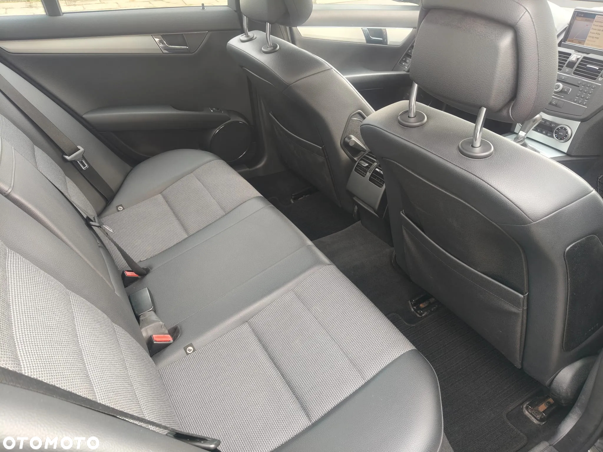 Mercedes-Benz Klasa C 350 7G-TRONIC Avantgarde - 20