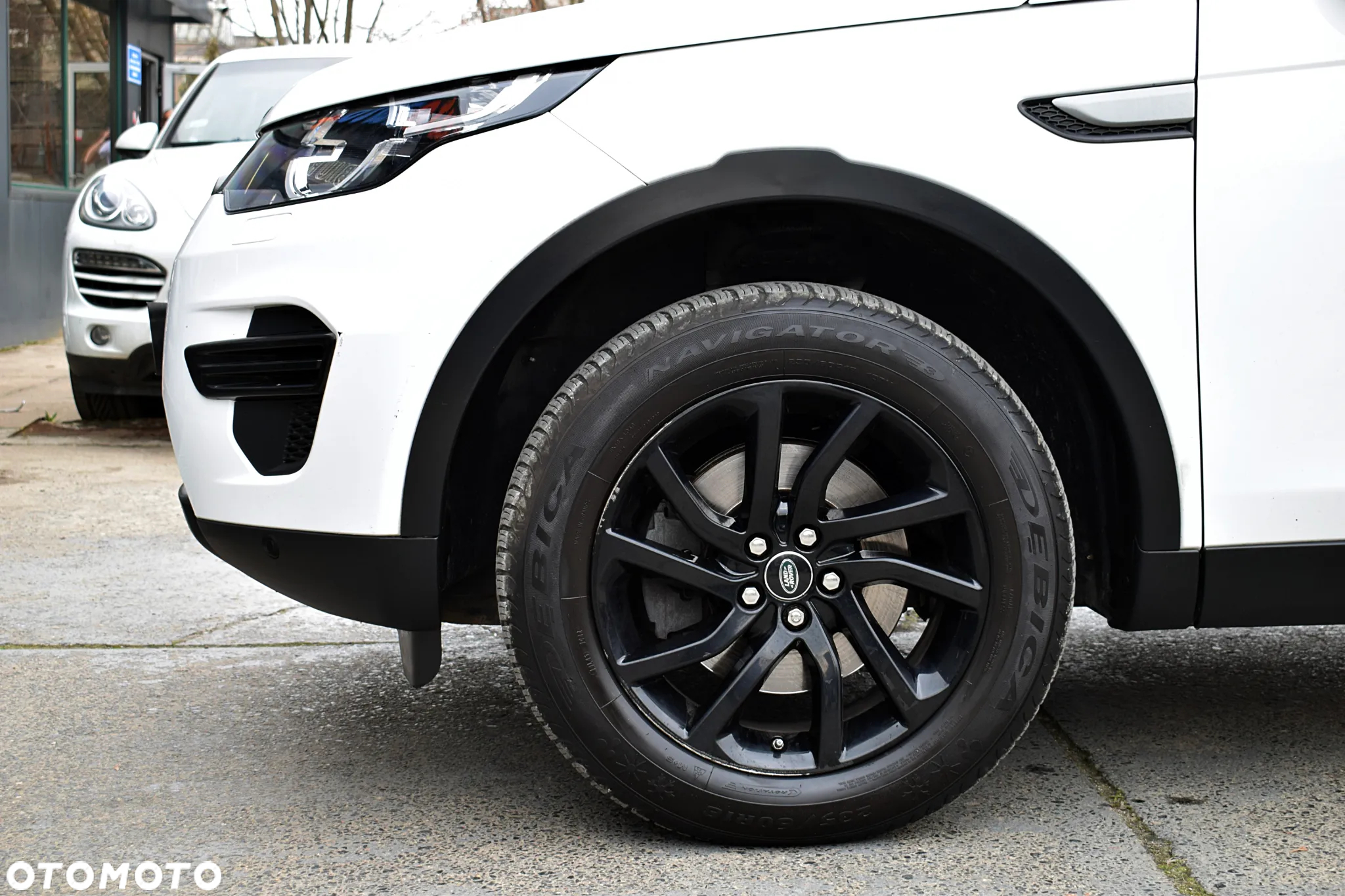 Land Rover Discovery Sport 2.0 D150 SE - 17