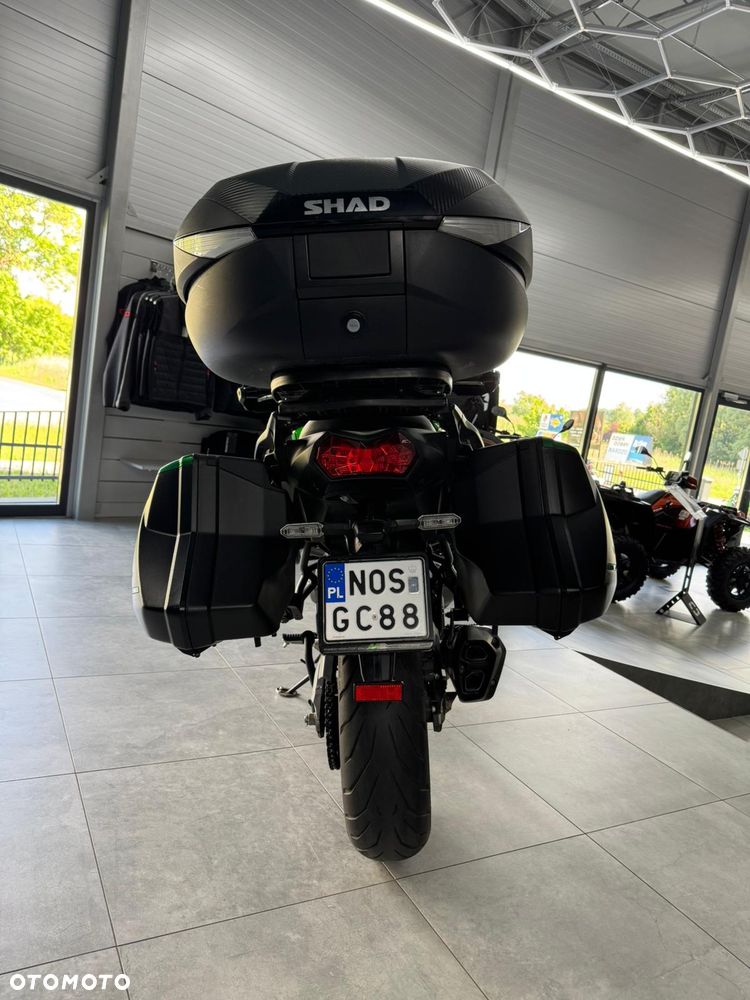 Kawasaki Versys 1000 - 10
