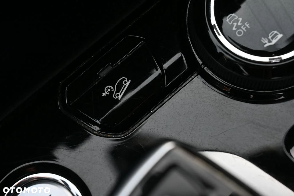 Peugeot 3008 BlueHDi 180 Stop & Start EAT6 GT - 36